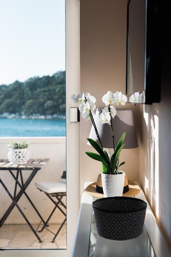 Accommodation Triton Lastovo Eksteriør billede